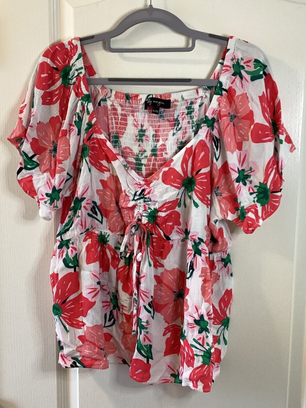 Lily Morgan Women's Top Size XL Blouse Floral Colorful Bold Short Sleeves